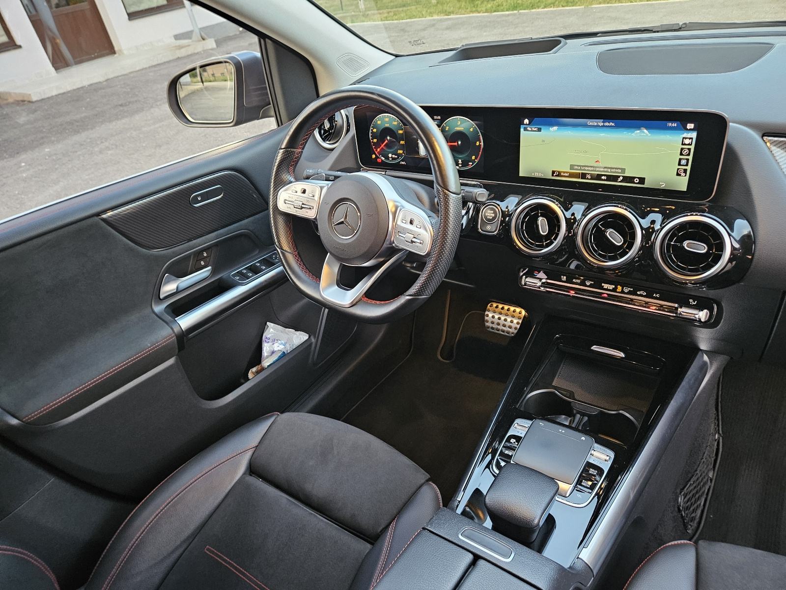 B 220 d AMG 190 ks.automatik 106500km. Servisna,cijena sve do rege.., fotografija 2