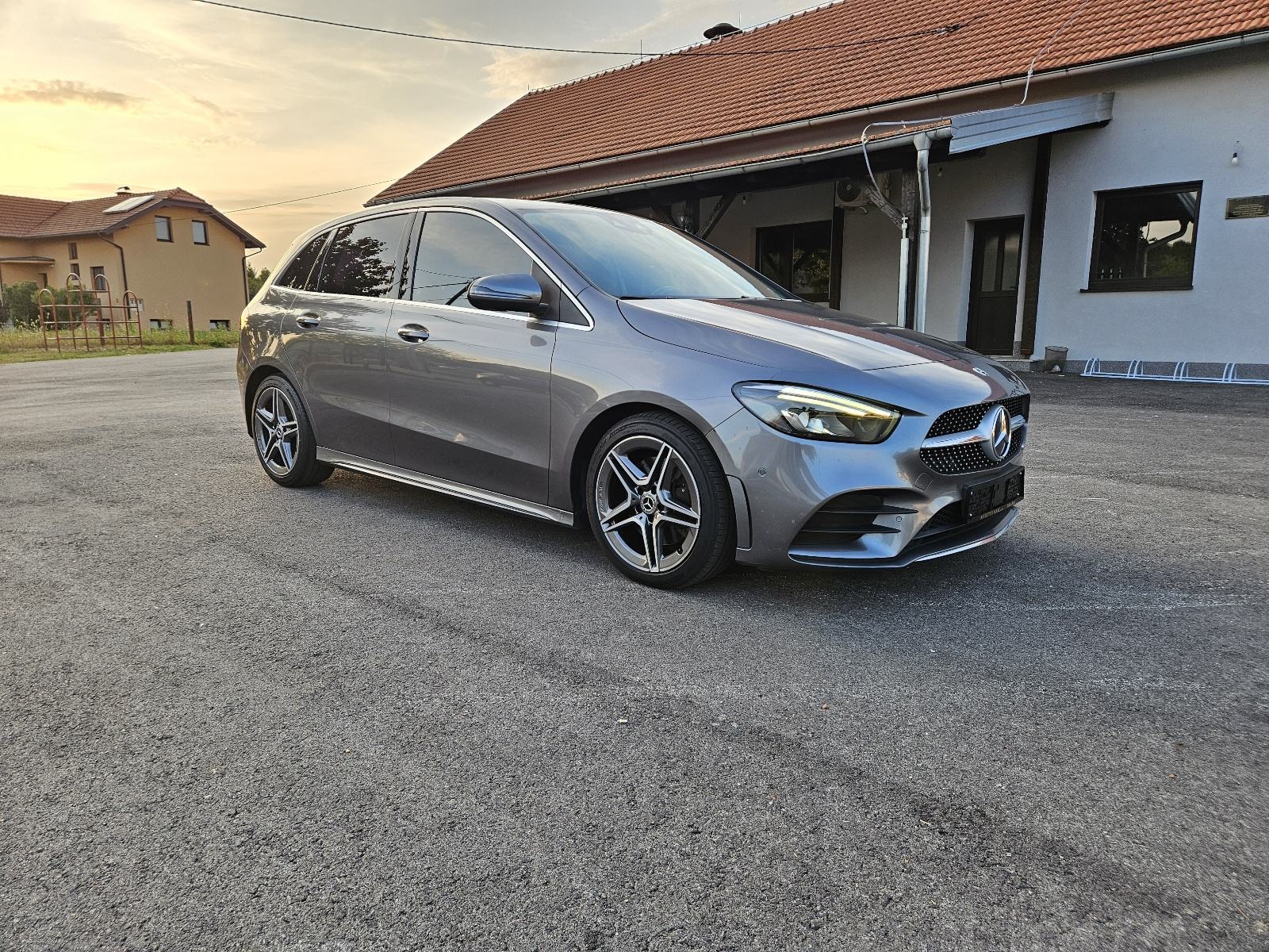 B 220 d AMG 190 ks.automatik 106500km. Servisna,cijena sve do rege.., fotografija 1