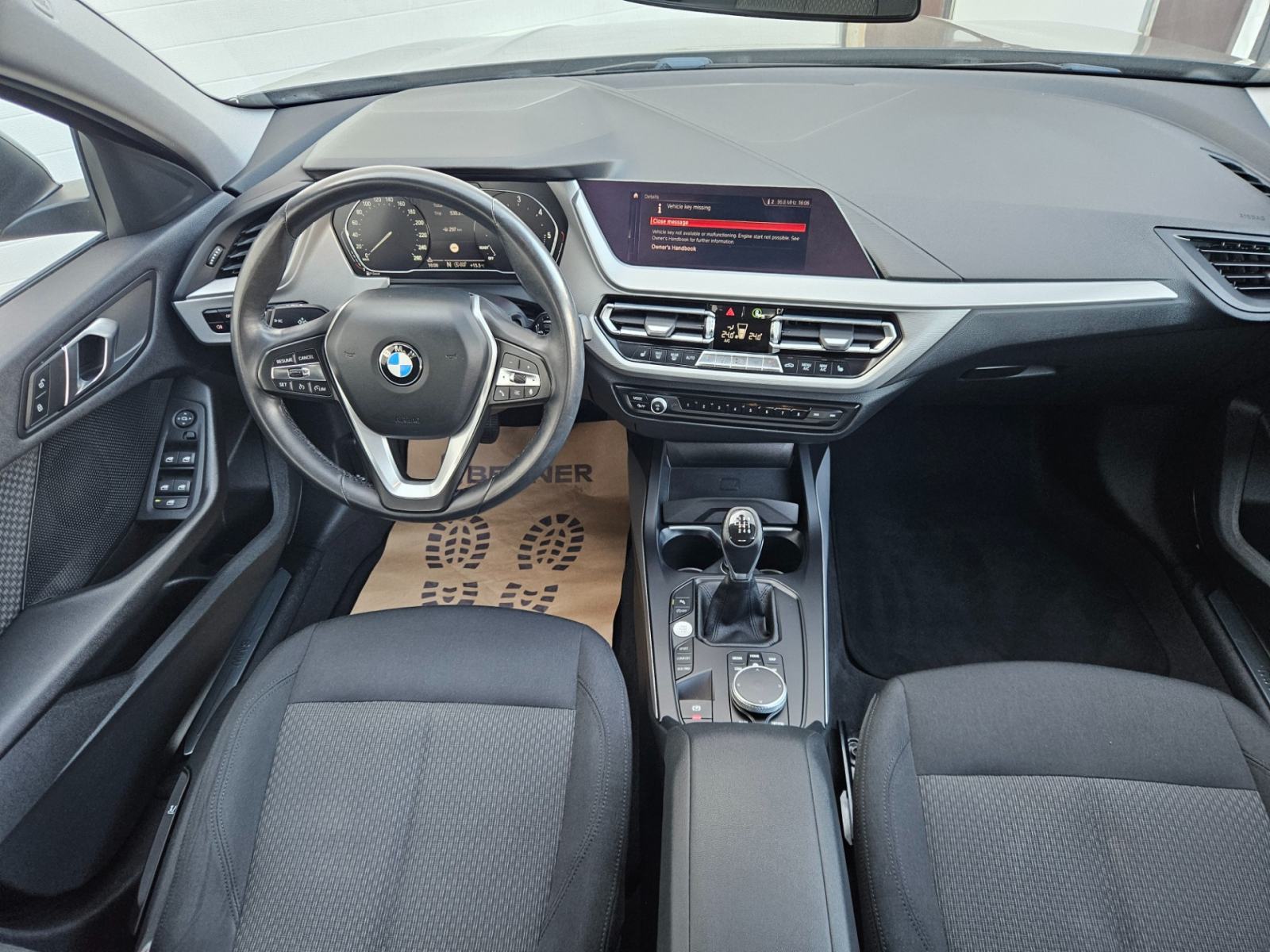 BMW 1 Series 118d,40300 km,1 GOD.REGISTRIRAN,ODLICNO STANJE!, fotografija 9