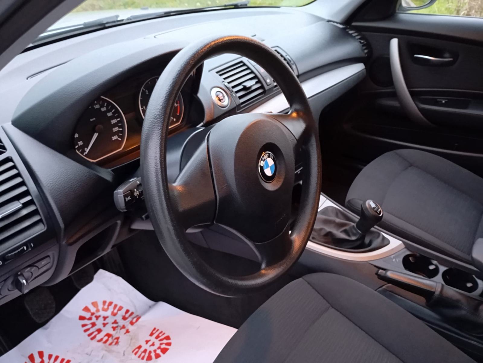 BMW 116d-2011god.mod-KLIMA-alu,5vrata,vlasnica,6brzina,KARTICE, fotografija 11