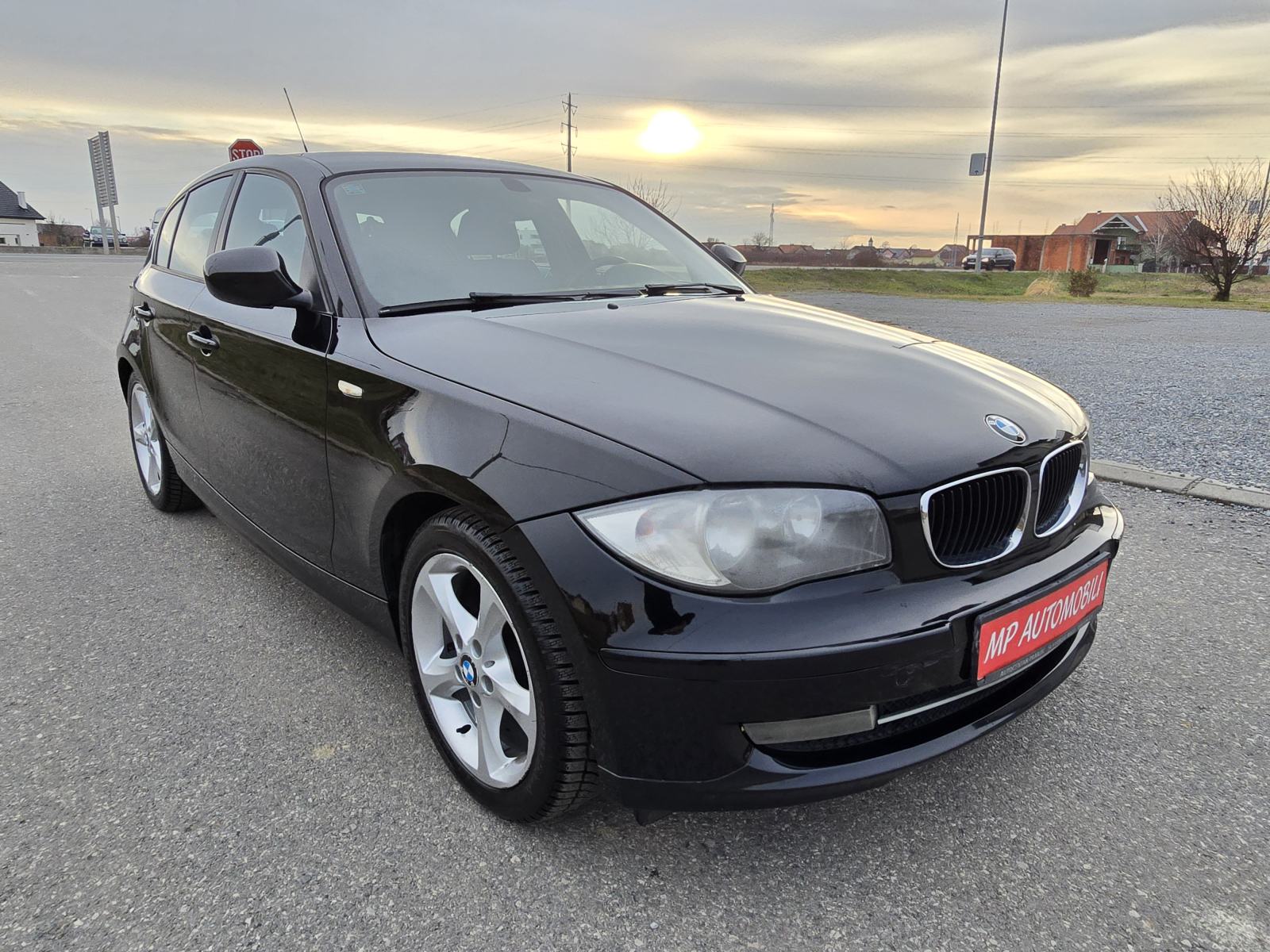 BMW 116d-2012god.mod-KLIMA-alu,5vrata,alu17"6brzina,KARTICE, fotografija 4