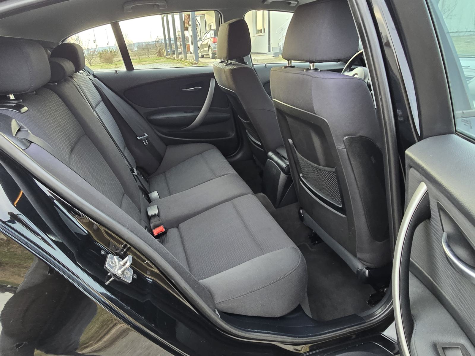 BMW 116d-2012god.mod-KLIMA-alu,5vrata,alu17"6brzina,KARTICE, fotografija 15