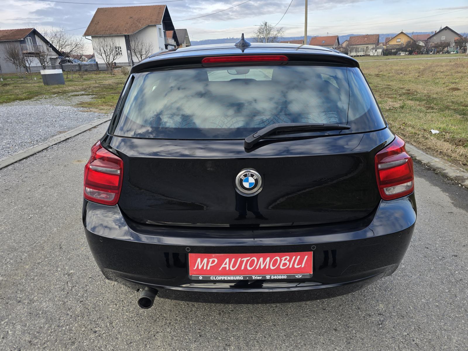 BMW 116d-2012god.mod-NAVIGACIJA-climatronic,176tkm,alu,6brzina,KARTICE, fotografija 7