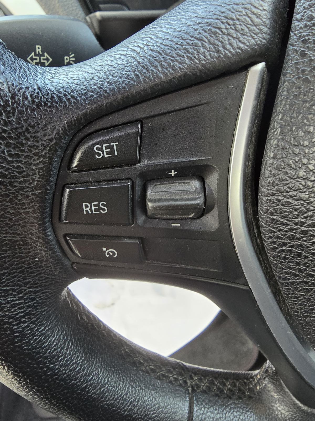 BMW 116d-2012god.mod-NAVIGACIJA-climatronic,176tkm,alu,6brzina,KARTICE, fotografija 13