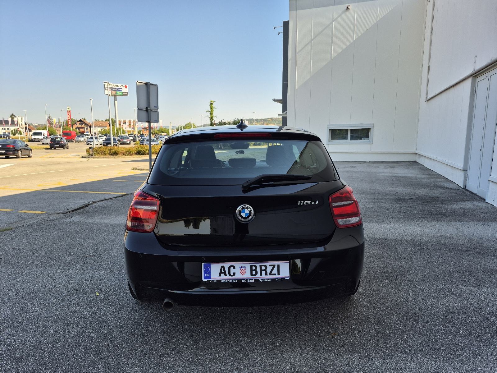 BMW 116d 6 brzina,Klima-automatska,navigacija, senzori,grijanje sjedal, fotografija 7