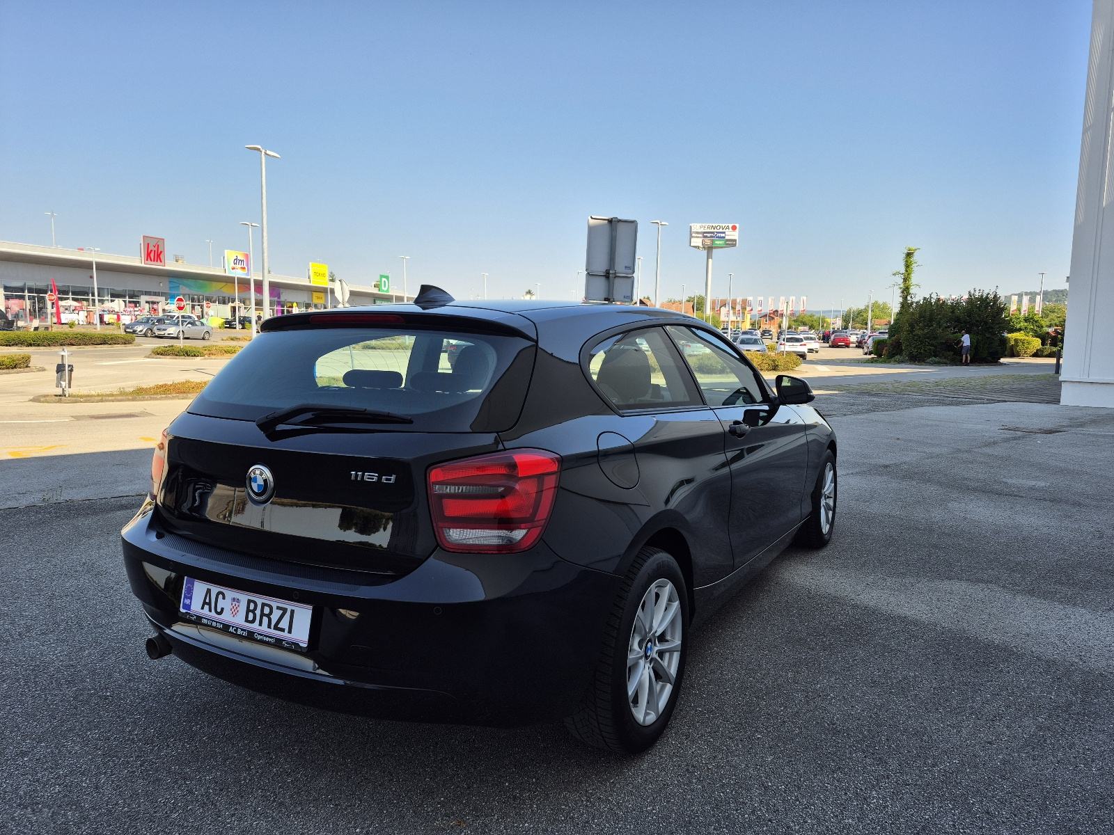 BMW 116d 6 brzina,Klima-automatska,navigacija, senzori,grijanje sjedal, fotografija 9
