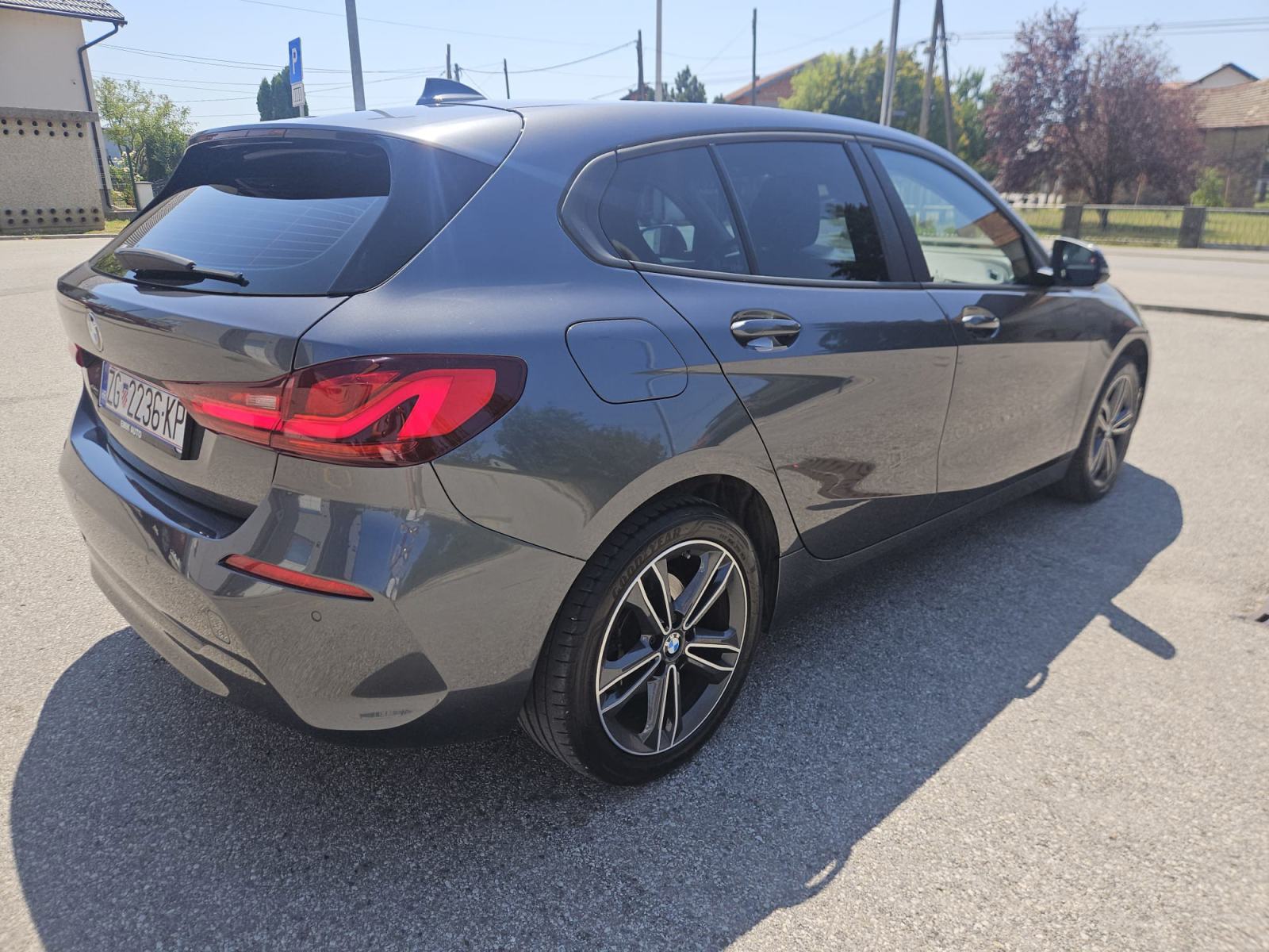BMW 116D AUTOMATIK 2021. *SAMO 33, 000KM* REG 9/2027., fotografija 4