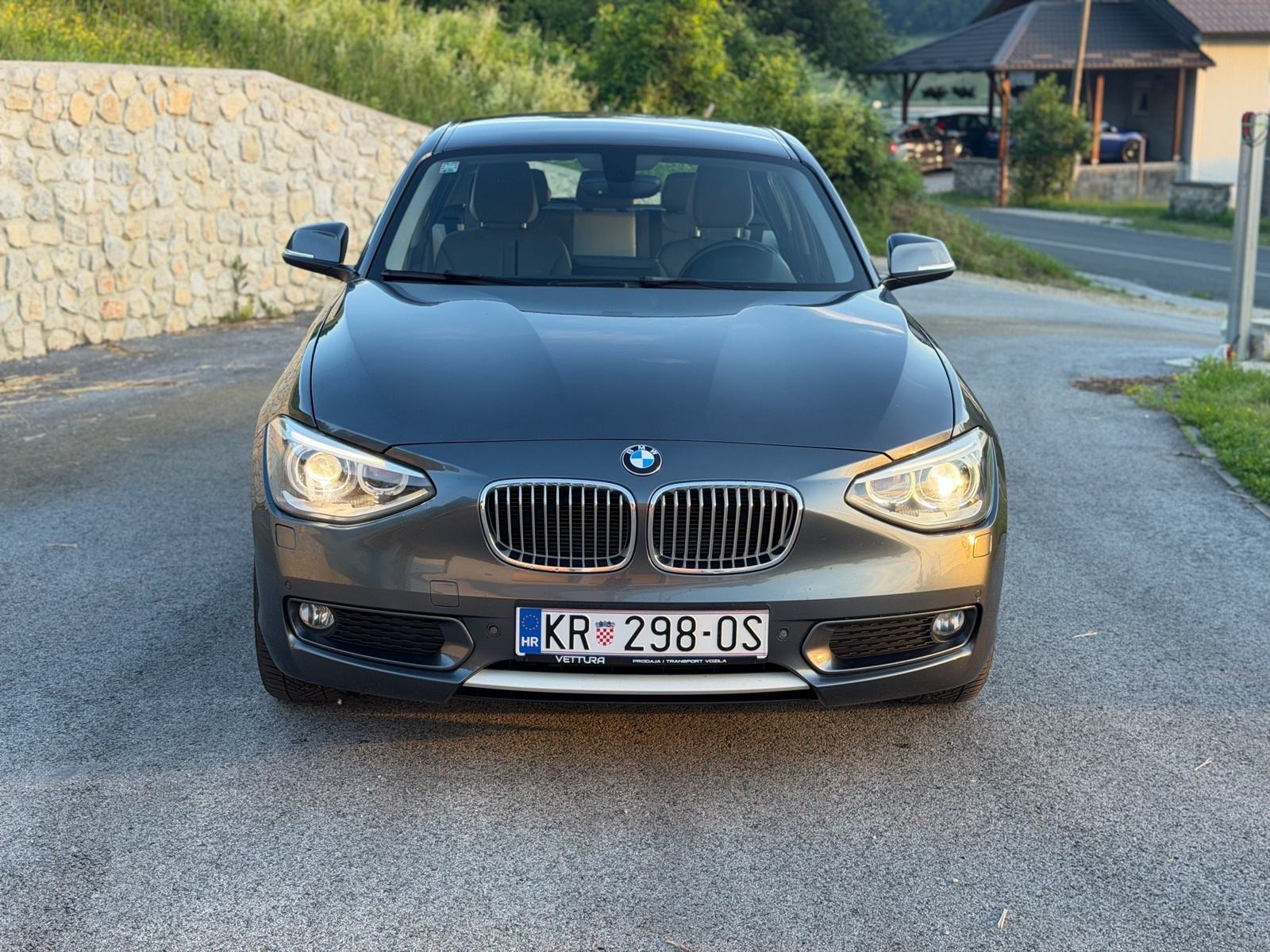 BMW 118d • Automatik • Bixenon • Navigacija • Registriran, fotografija 4