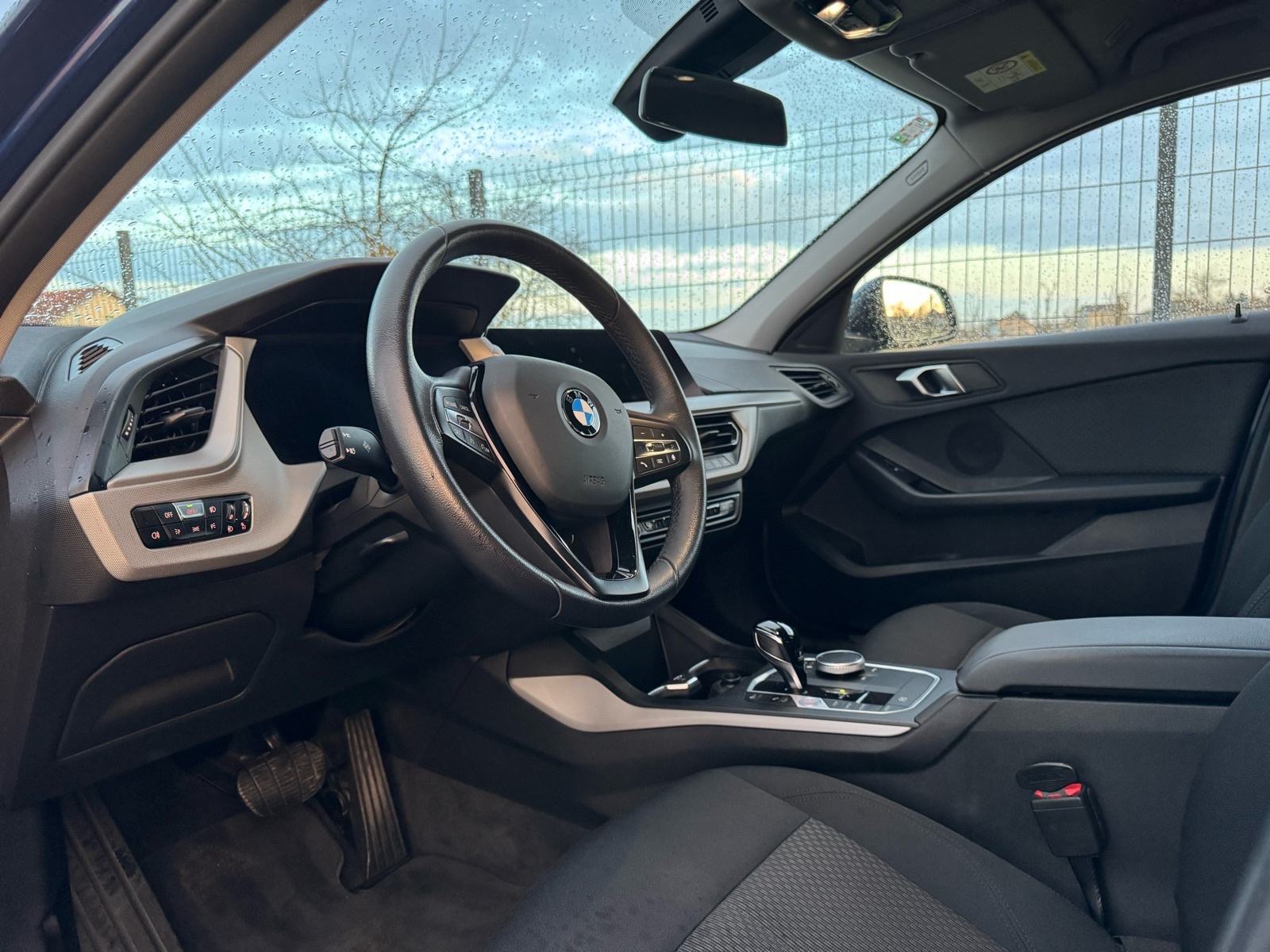 BMW 118D automatik, LED, Navi Prof, fotografija 6
