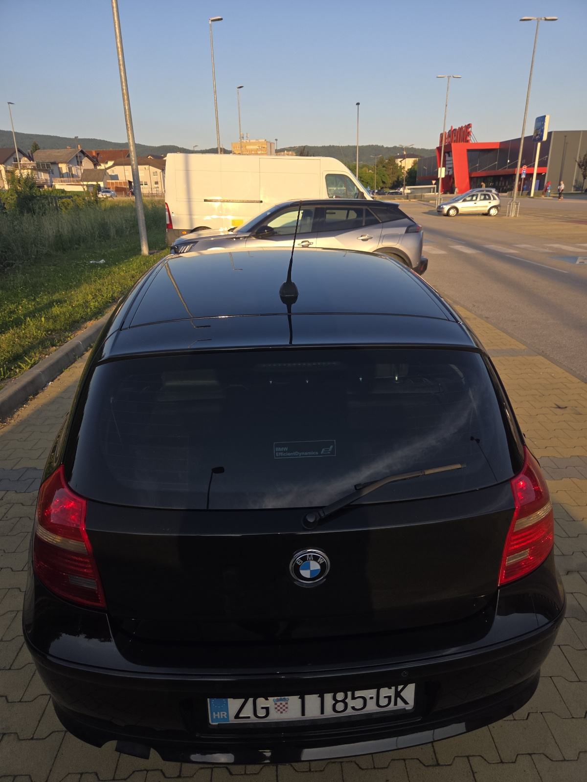 BMW 118 D, 2008, REGISTRIRAN DO 01/27, TOP STANJE, fotografija 15