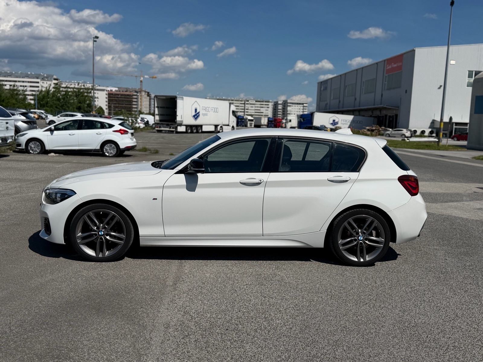 BMW 118d LCI M-Packet #LED #NAVI #PDC, fotografija 4