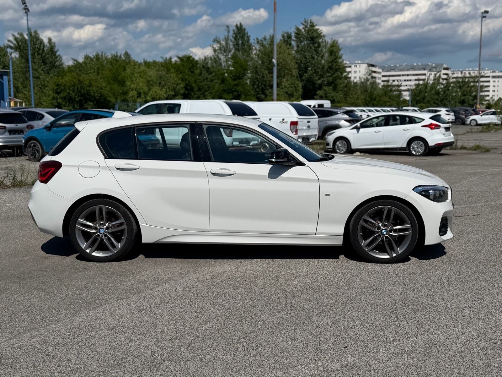 BMW 118d LCI M-Packet #LED #NAVI #PDC, fotografija 5