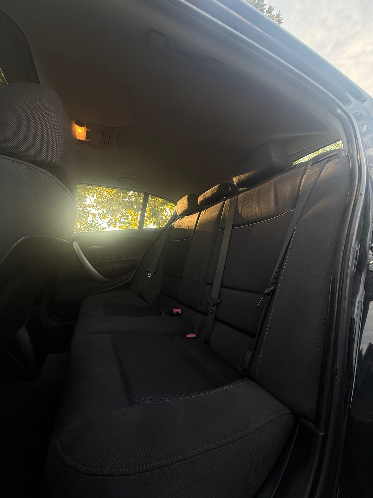 BMW 118d • REGISTRIRAN | NAVI | ŠIBER, fotografija 8
