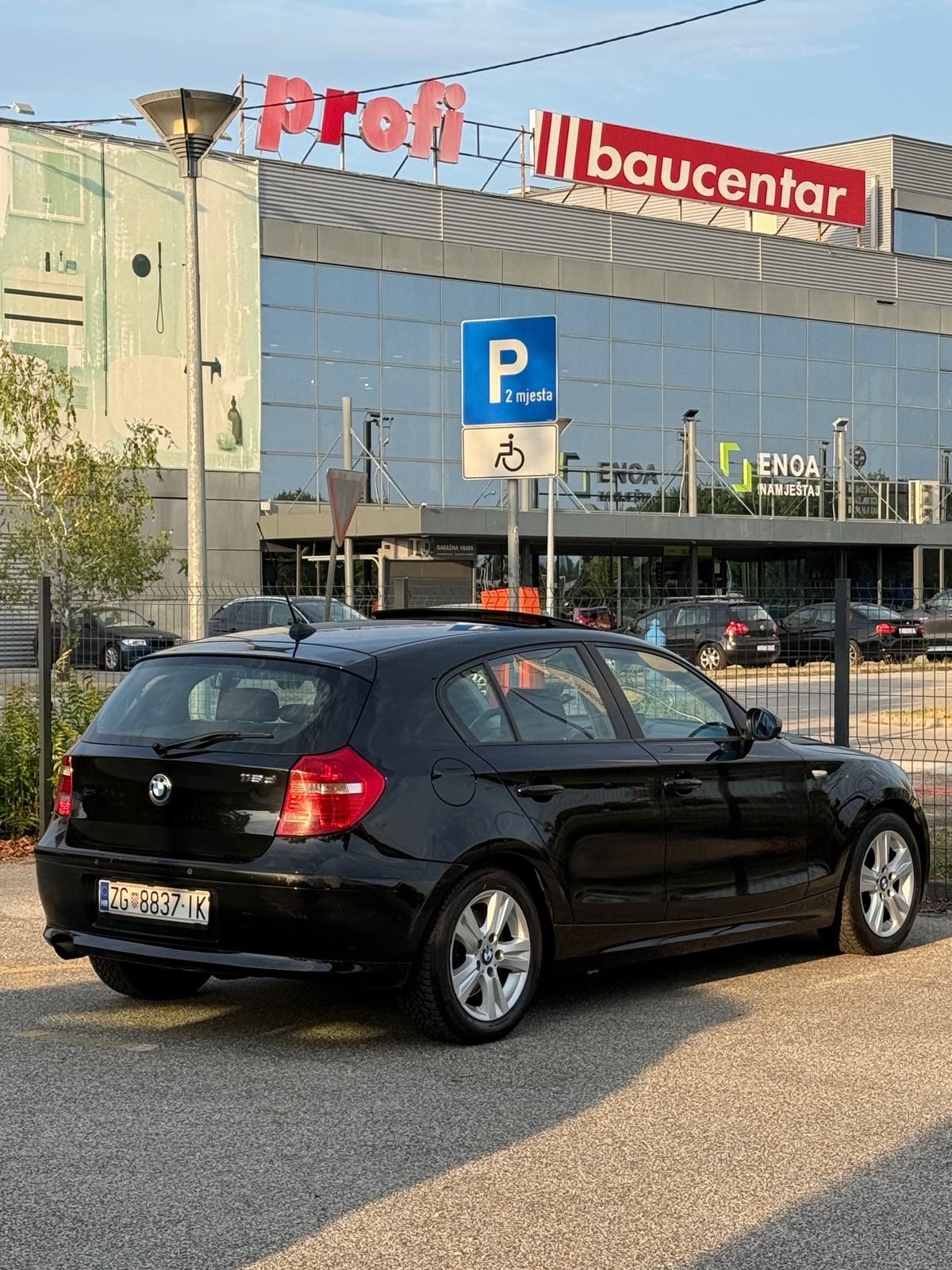 BMW 118d • REGISTRIRAN | NAVI | ŠIBER, fotografija 6