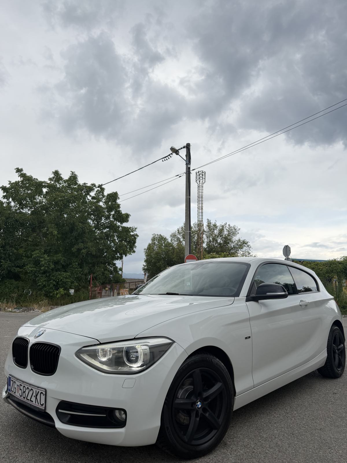 BMW 118d *SPORT LINE*REG.11/26 NOVI SET LANCA/SVI SERVISI BMW!XENON, fotografija 3