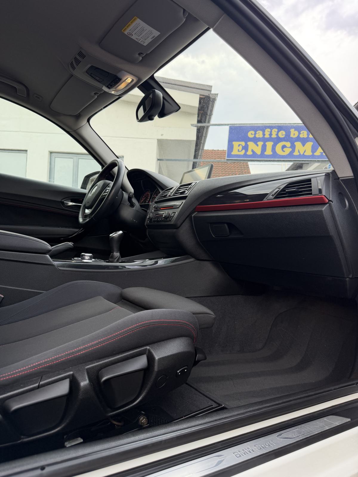 BMW 118d *SPORT LINE*REG.11/26 NOVI SET LANCA/SVI SERVISI BMW!XENON, fotografija 8