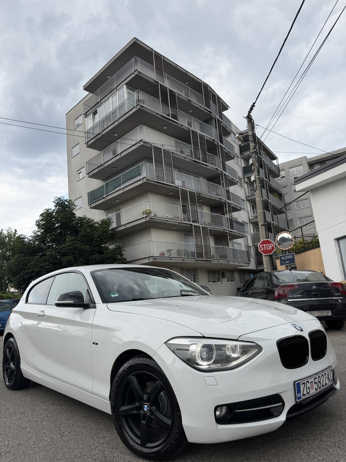 BMW 118d *SPORT LINE*REG.11/26 NOVI SET LANCA/SVI SERVISI BMW!XENON, fotografija 2