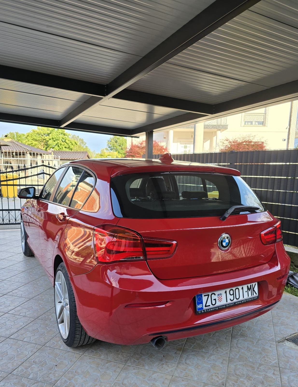 BMW 118d sport line, fotografija 3