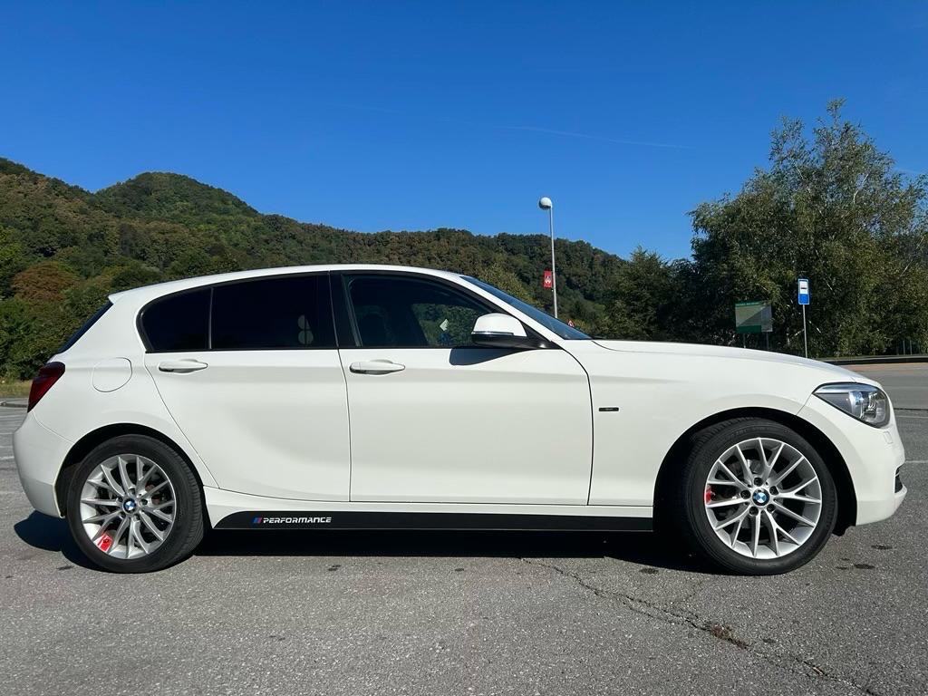 BMW 118d Sport, Savrseno stanje,..., fotografija 4
