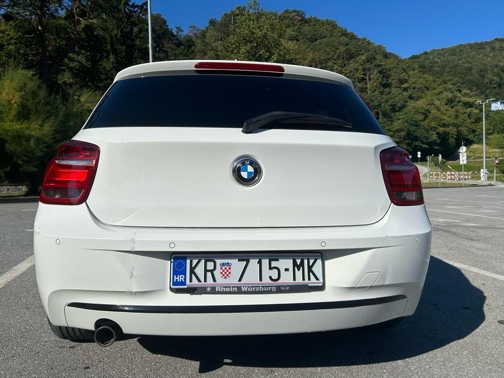 BMW 118d Sport, Savrseno stanje,..., fotografija 7