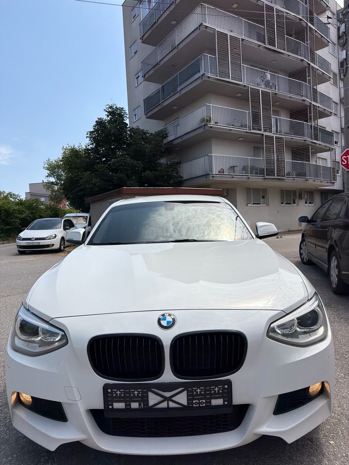 BMW 120d *M PAKET*135KW/NOVI SET LANCA*XENON*HARMAN KARDON*SERVISNA!, fotografija 3