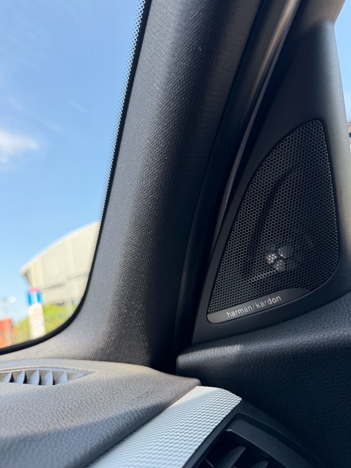 BMW 120d *M PAKET*135KW/NOVI SET LANCA*XENON*HARMAN KARDON*SERVISNA!, fotografija 16