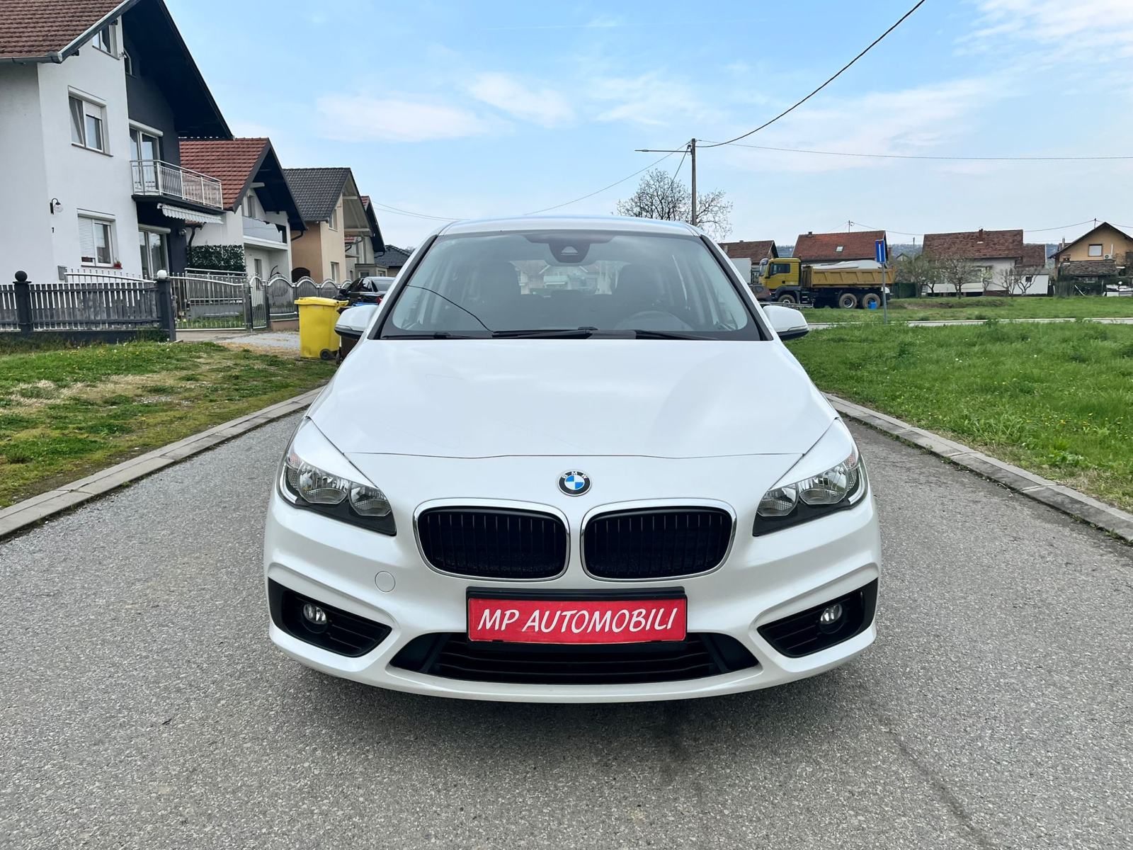 BMW 2 Gran Tourer 216d-2017gd.md-NAVIGAVIJA-7sjedala,rg.04/2027,KARTIC, fotografija 2