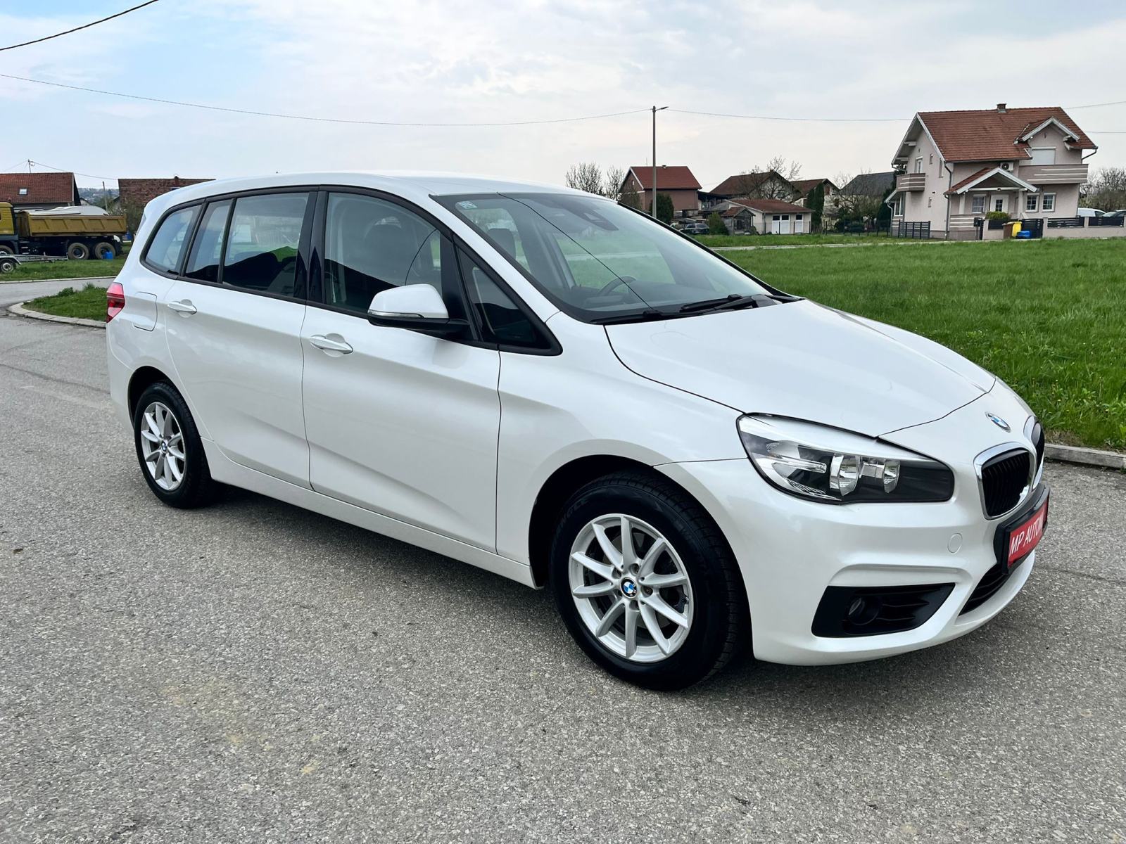 BMW 2 Gran Tourer 216d-2017gd.md-NAVIGAVIJA-7sjedala,rg.04/2027,KARTIC, fotografija 3