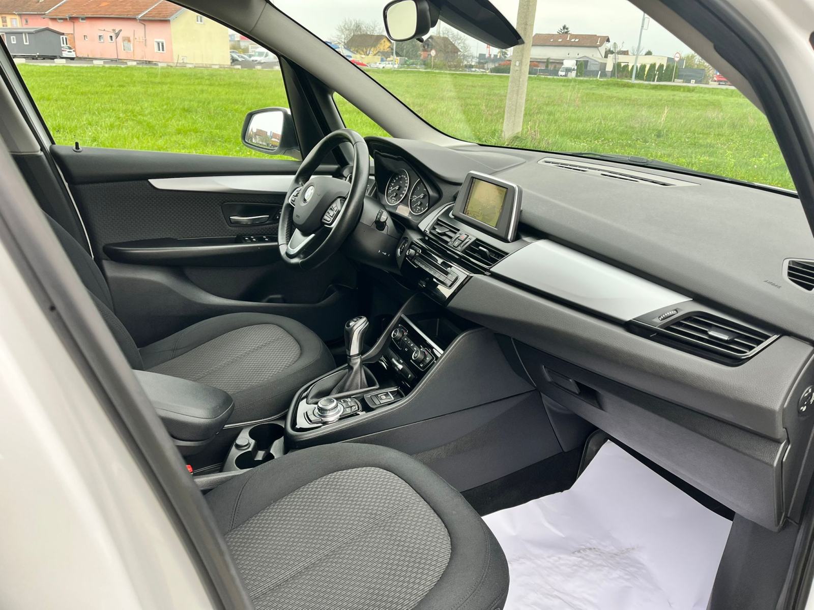 BMW 2 Gran Tourer 216d-2017gd.md-NAVIGAVIJA-7sjedala,rg.04/2027,KARTIC, fotografija 9