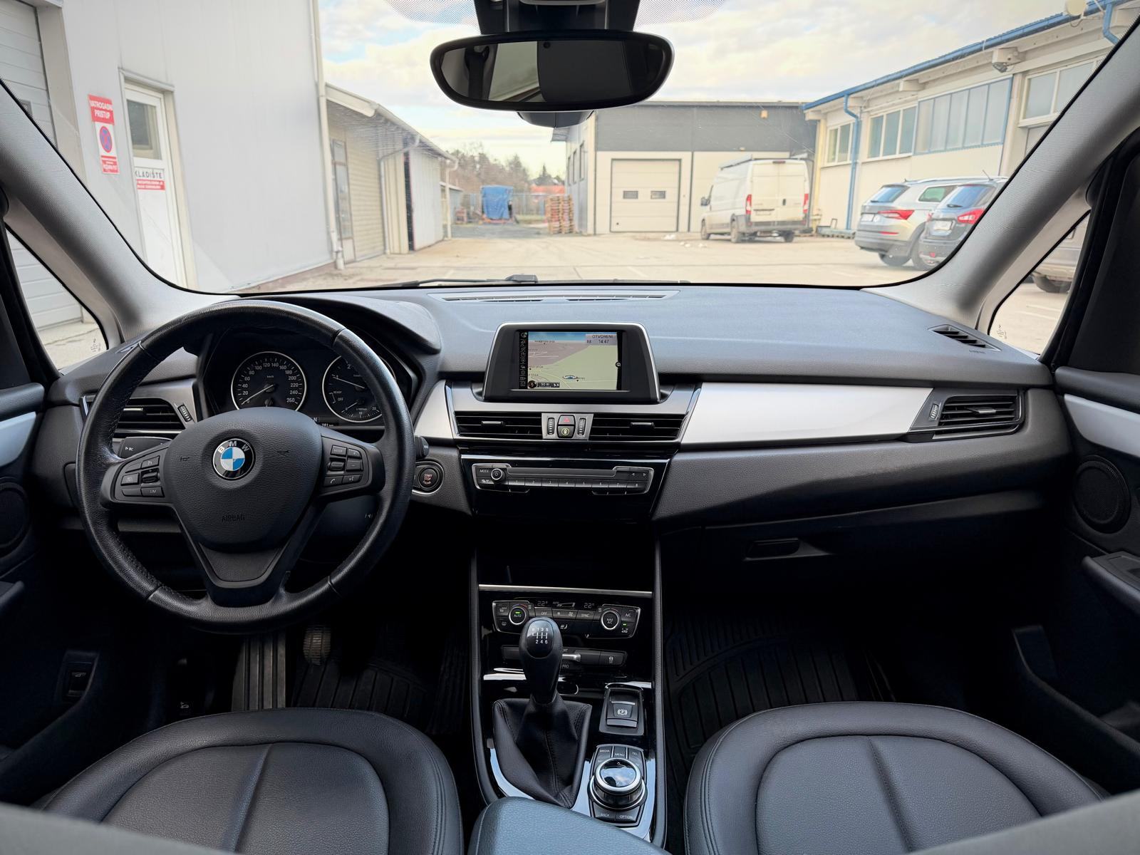 BMW 2 Gran Tourer 216D 85kw 2017g SAVRŠENO OČUVAN, SAMO 100000km ⭐⭐⭐⭐⭐, fotografija 17