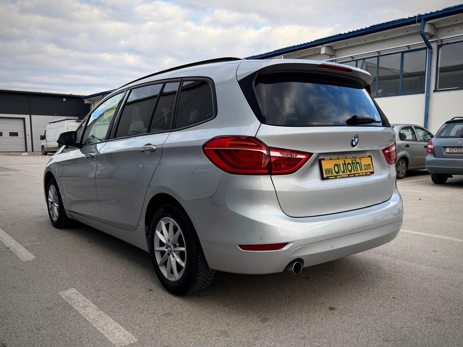 BMW 2 Gran Tourer 216D 85kw 2017g SAVRŠENO OČUVAN, SAMO 100000km ⭐⭐⭐⭐⭐, fotografija 4