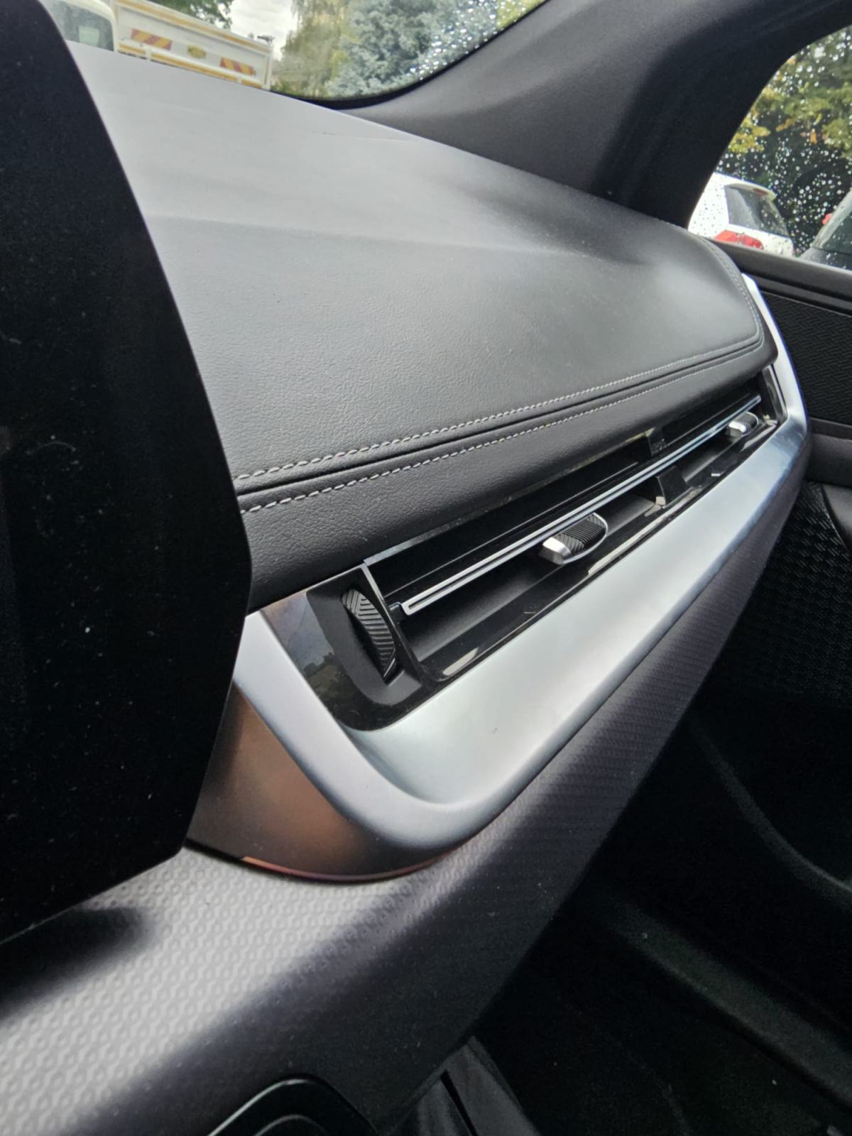 BMW 218i M SPORT FULL oprema, fotografija 10