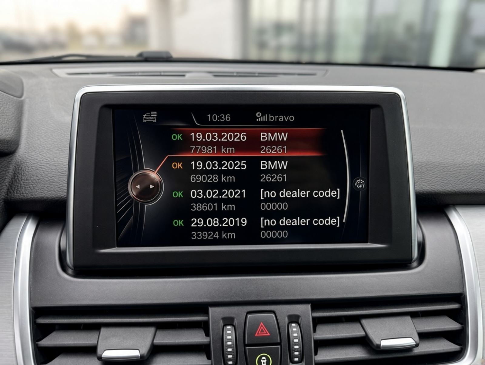 BMW 216d Activ Tourer automatik - 80500 km - TOP STANJE, fotografija 9