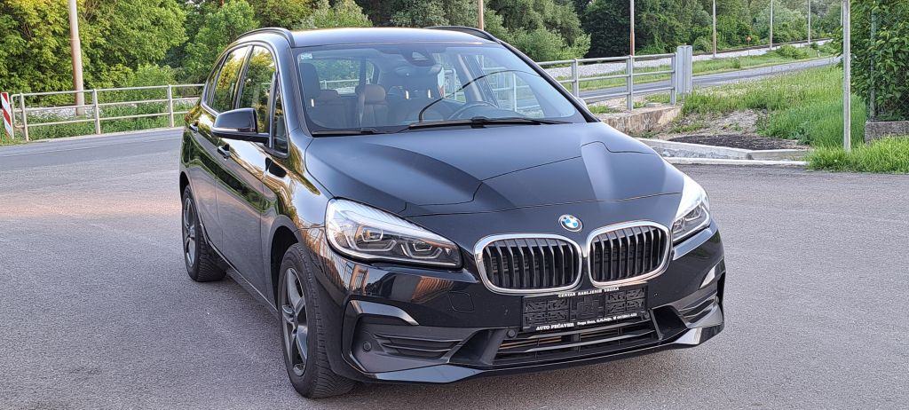 BMW 218d Active Tourer Advantage, fotografija 2