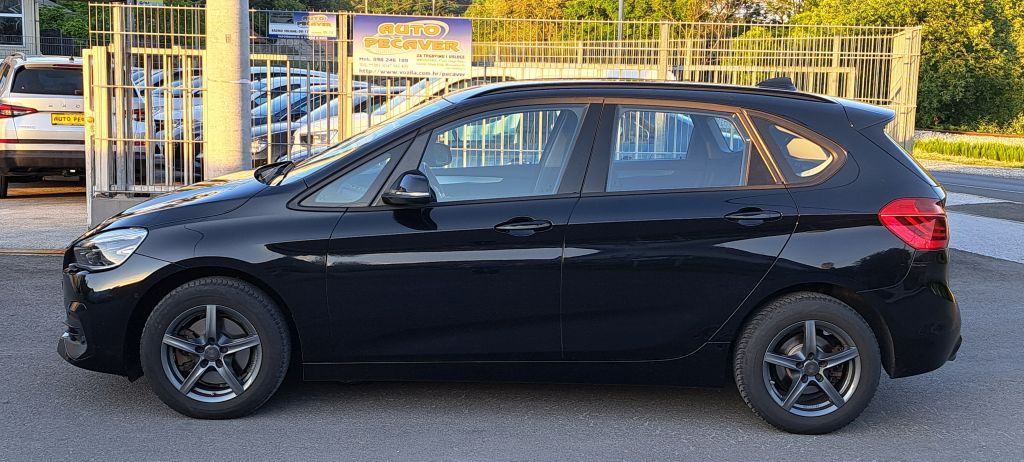 BMW 218d Active Tourer Advantage, fotografija 3