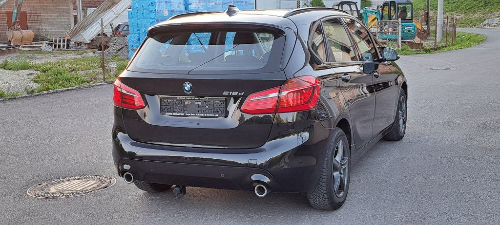 BMW 218d Active Tourer Advantage, fotografija 4