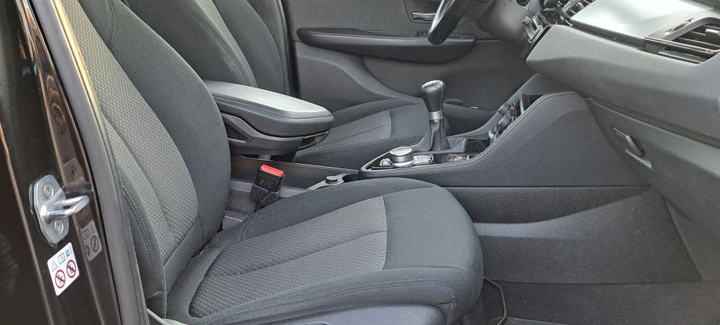 BMW 218d Active Tourer Advantage, fotografija 19