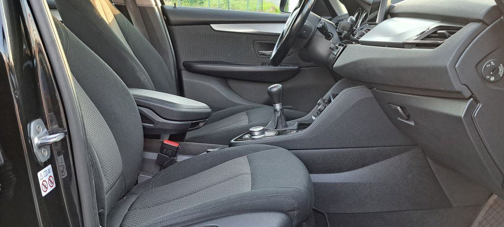 BMW 218d Active Tourer Advantage, fotografija 20