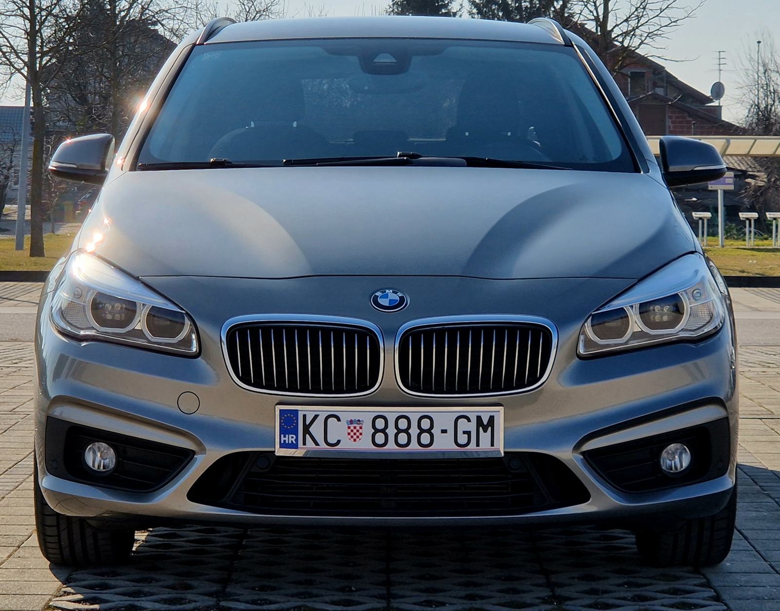 BMW 218D ACTIVE TOURER- *ORIGINAL STANJE-SERVISNA KNJIGA-REG.03/2026.*, fotografija 4
