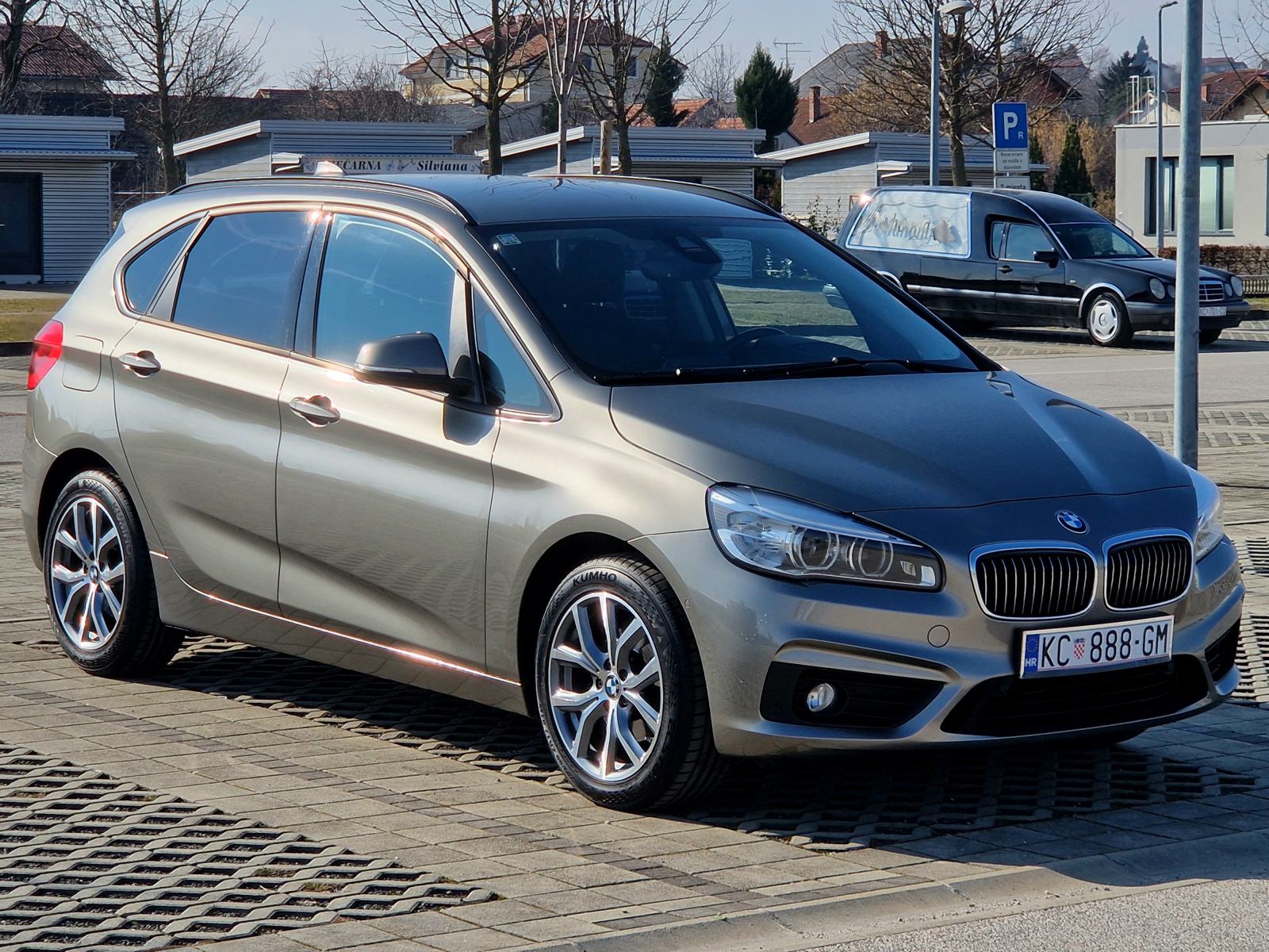 BMW 218D ACTIVE TOURER- *ORIGINAL STANJE-SERVISNA KNJIGA-REG.03/2026.*, fotografija 5