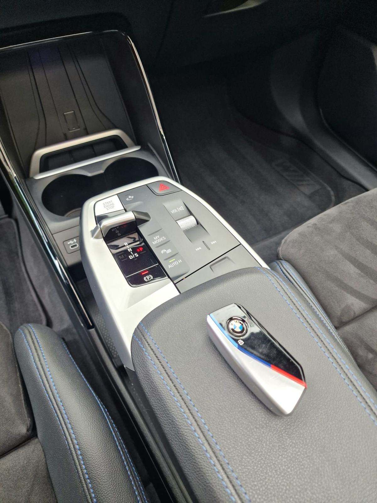 BMW 218d M-sport, pano, 360, head up, 44000km, reg. godinu dana, fotografija 18
