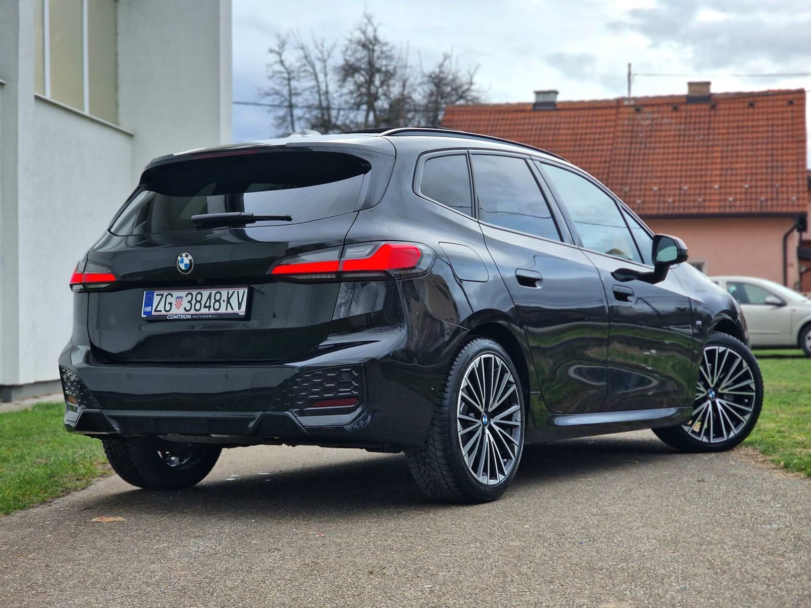BMW 218d M-sport, pano, 360, head up, 44000km, reg. godinu dana, fotografija 8