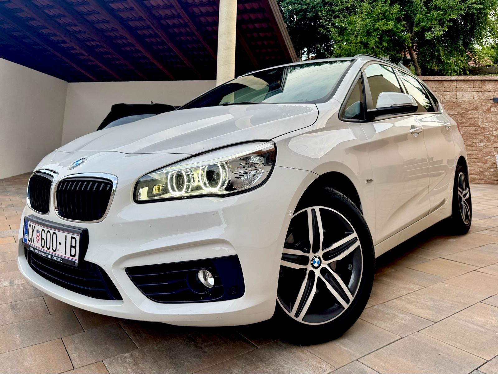 Bmw 218d Sport Line,automatic,kamera,pdc 360*led,servisna BMW,u PDV-u!, pogled izvana - slika 1