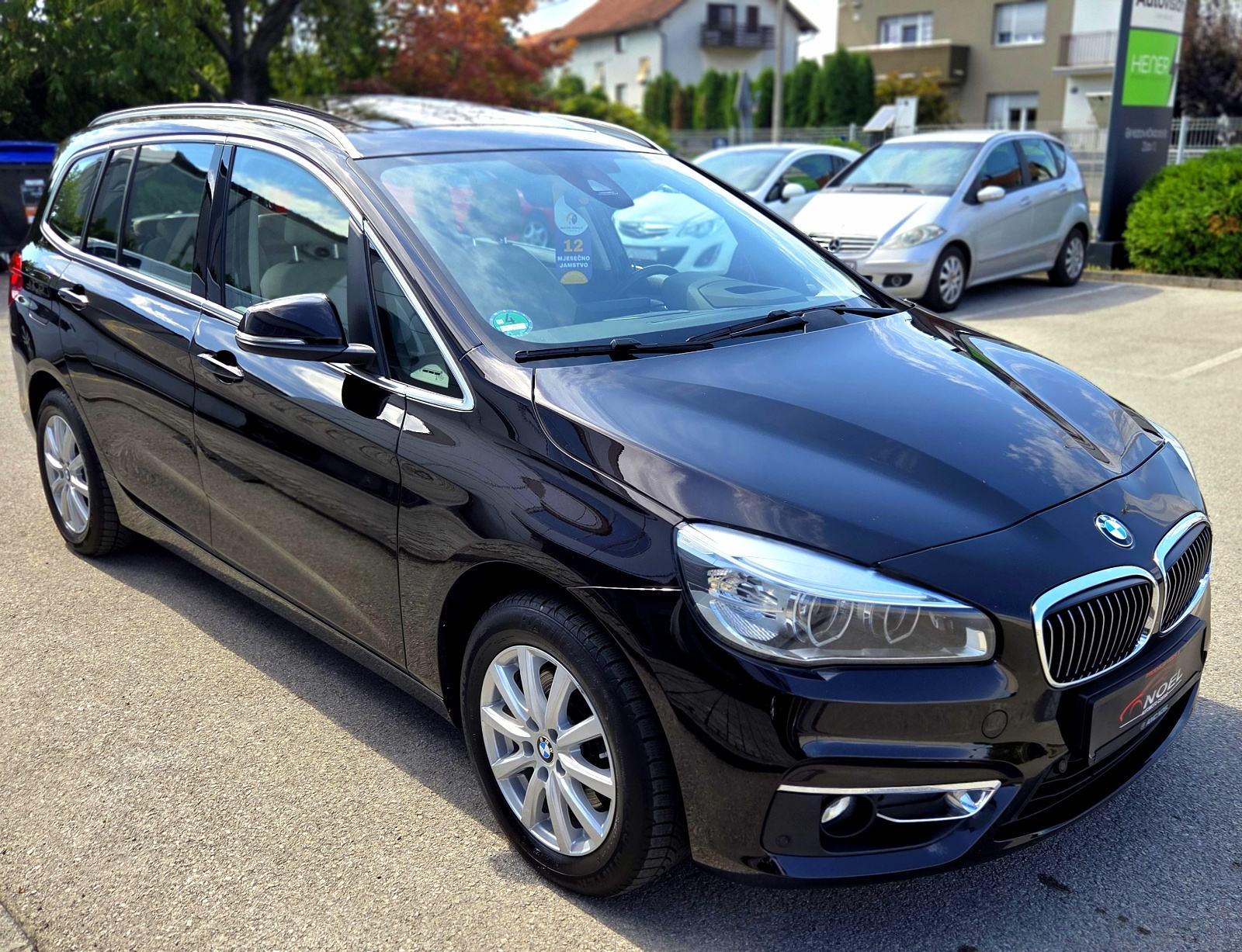 BMW 218i GRAN TOURER LUXURY LINE | 7 SJEDALA | 99.000 KM | VEL SERVIS, fotografija 2