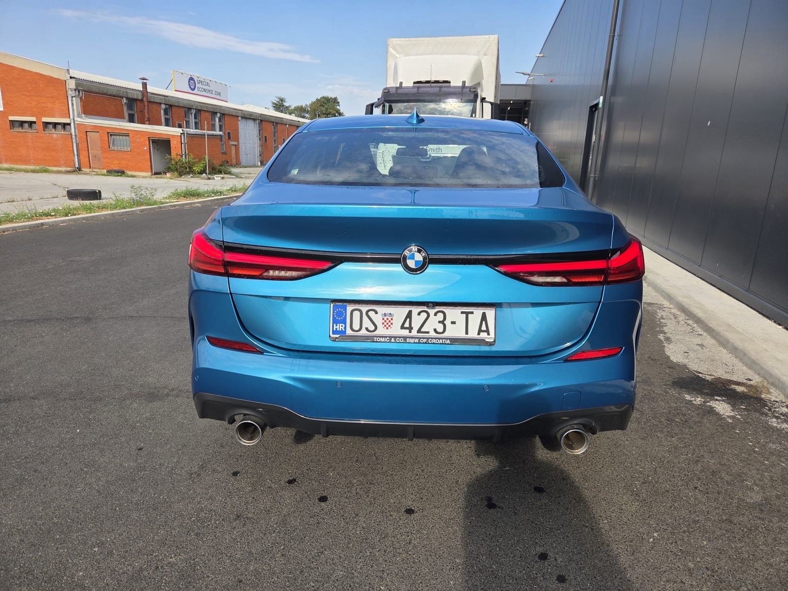 BMW 220D AUTOMATIK, M-PAKET,HUD,HARMAN/KARDON,KAMERA,ALCANTARA…, fotografija 4