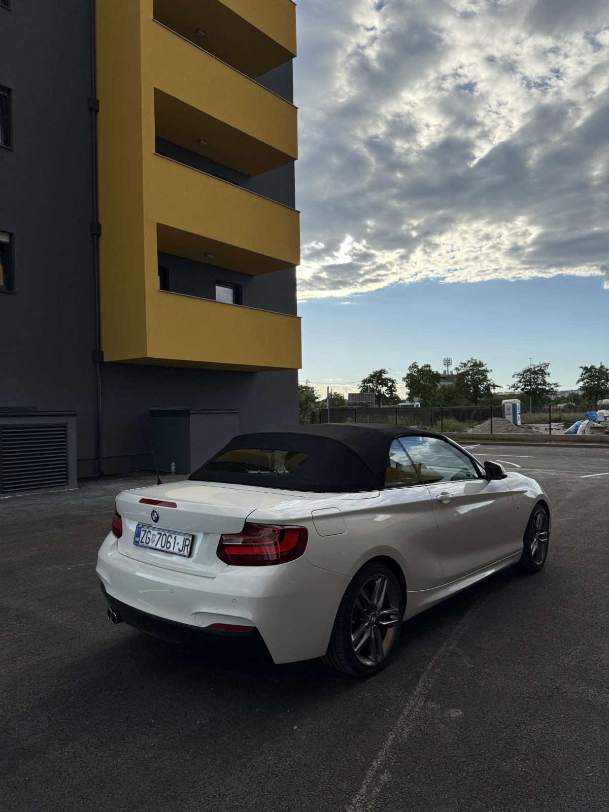 BMW 220d Cabrio M Sport Automatik, fotografija 16