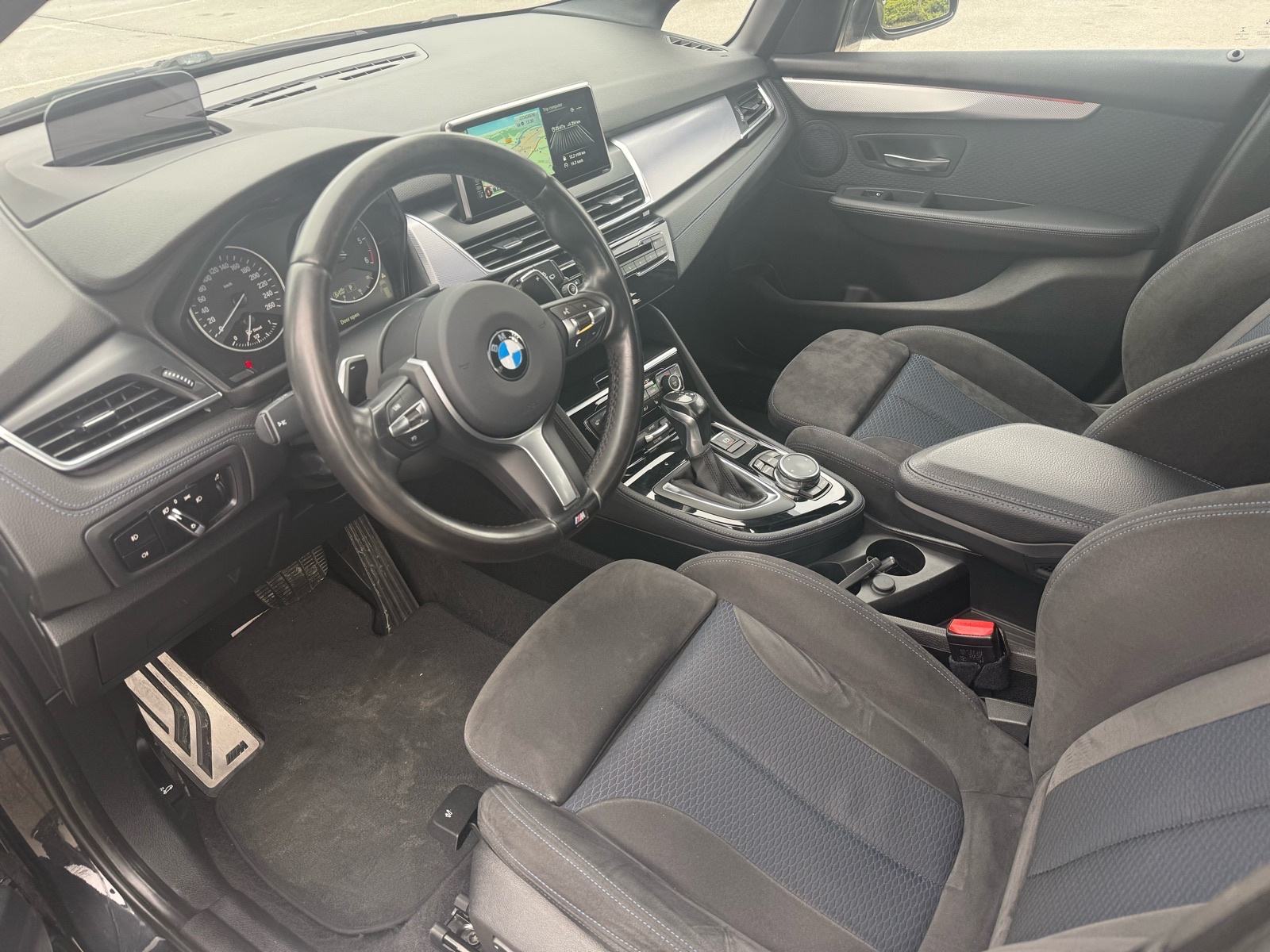 BMW 220d Xdrive M PAKET, AUTOMAT, NAVI, BIXENON, HUD, GRATIS REG, fotografija 11