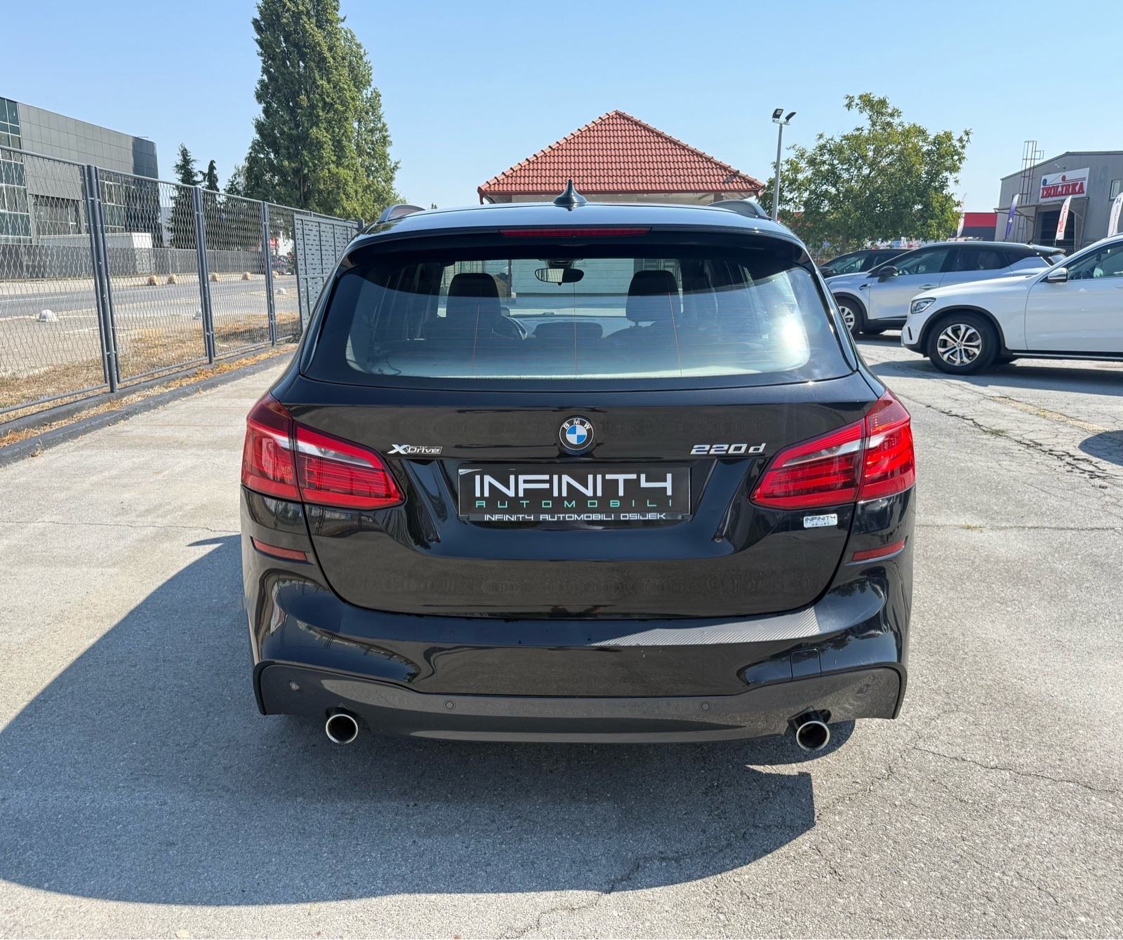 BMW 220d Xdrive M PAKET, AUTOMAT, NAVI, BIXENON, HUD, GRATIS REG, fotografija 6