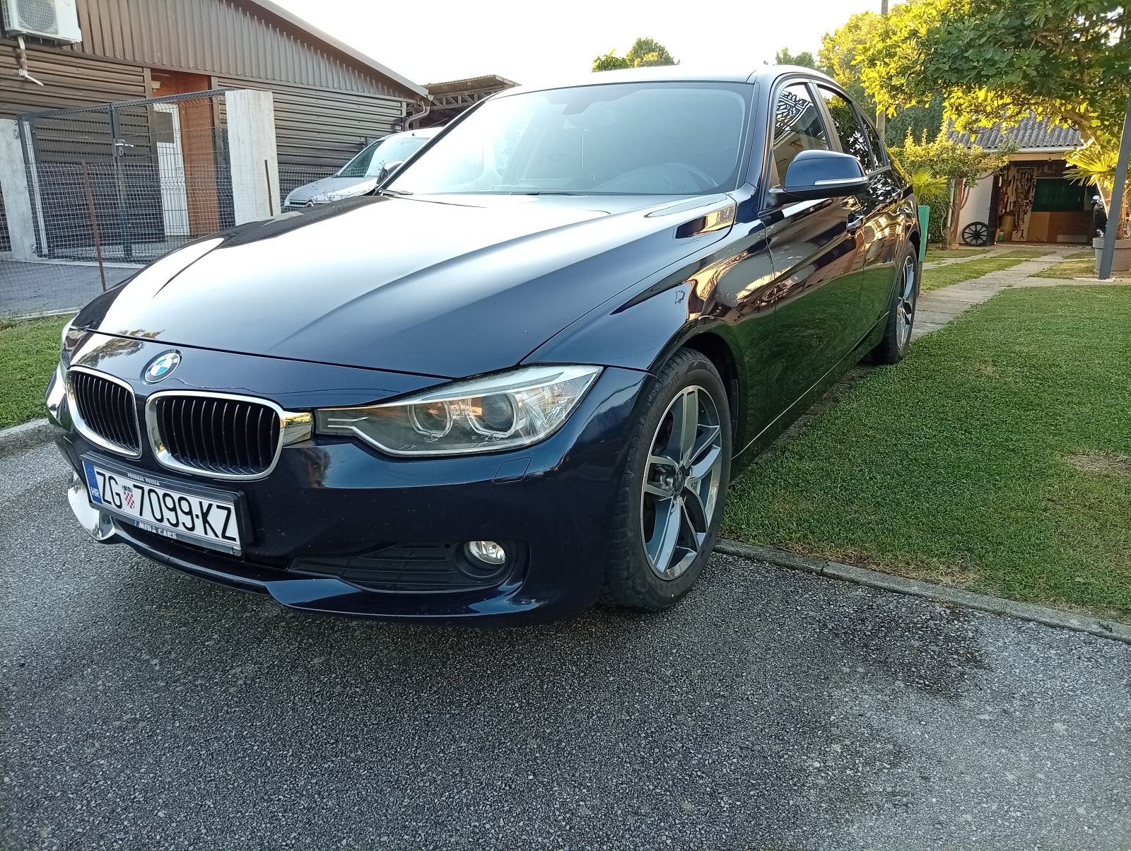 BMW 3 automatik, kuka, reg 02/27 - 6999 eura, fotografija 6