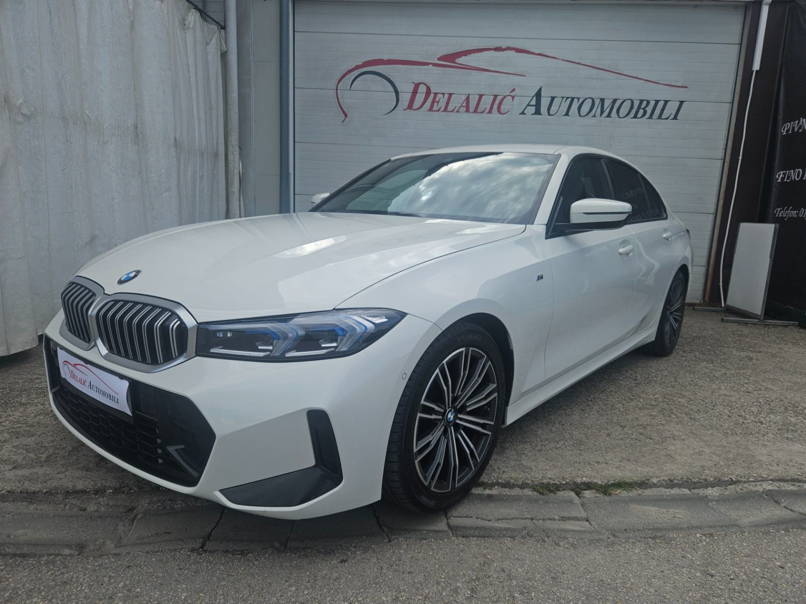 BMW 3 Series 320d xDrive Aut.25000 km,ODLIČNO STANJE!, pogled izvana - slika 2